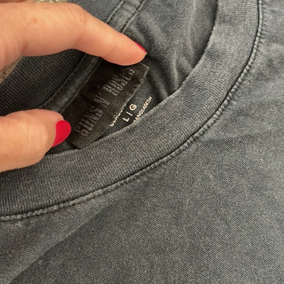 Guns N Roses Graphic T-Shirt - Picture 6 of 8